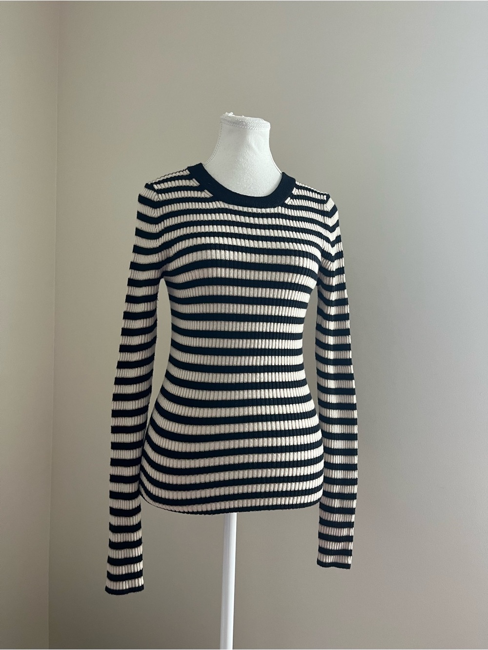 GAP Black and White Ribbed Striped Long-Sleeve Top